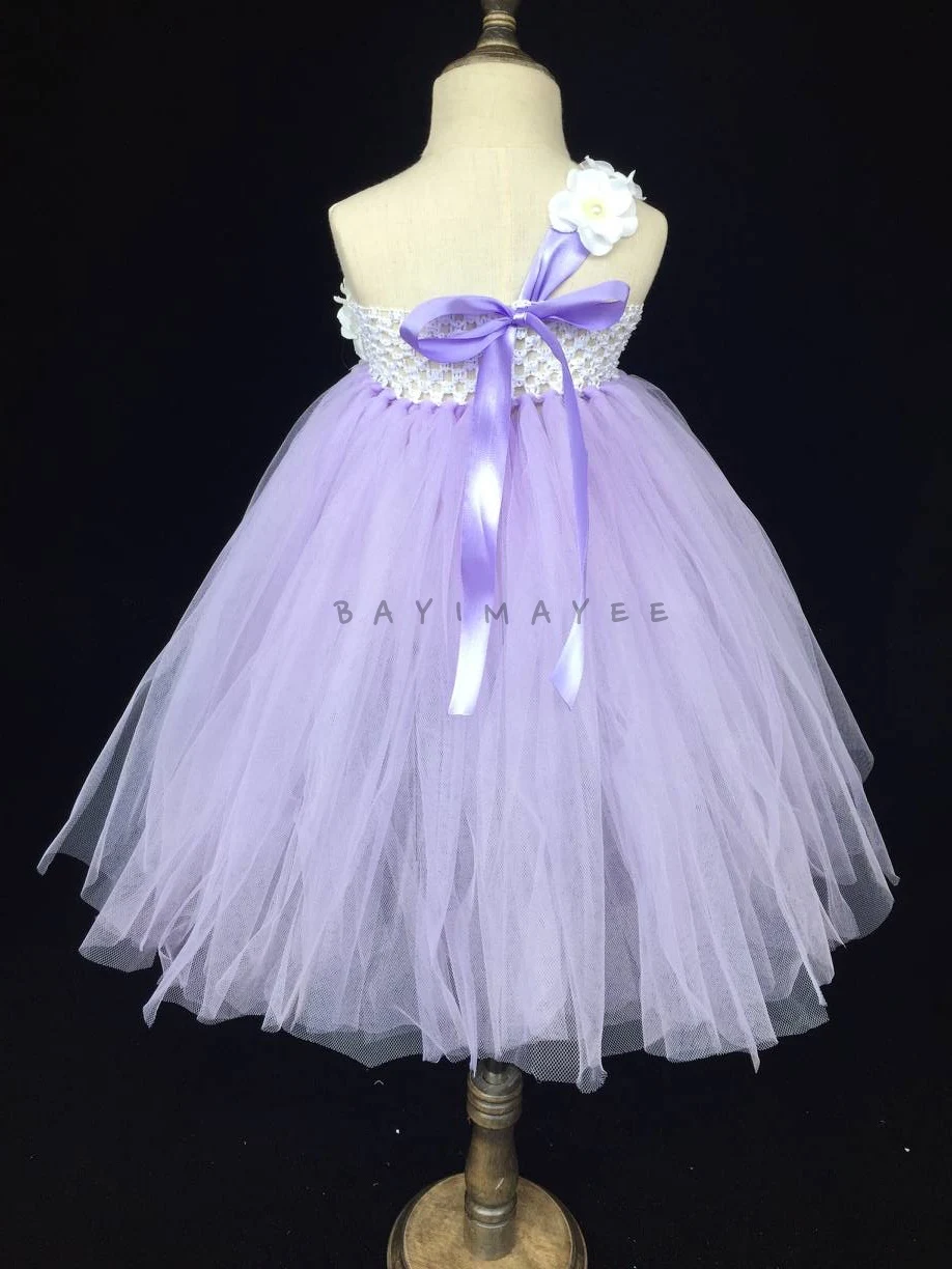 Girls Lavender Tulle Tutu Dress Kids Single Shoulder Ball Gown with White Flowers Children Wedding Party Costume Dresses |
