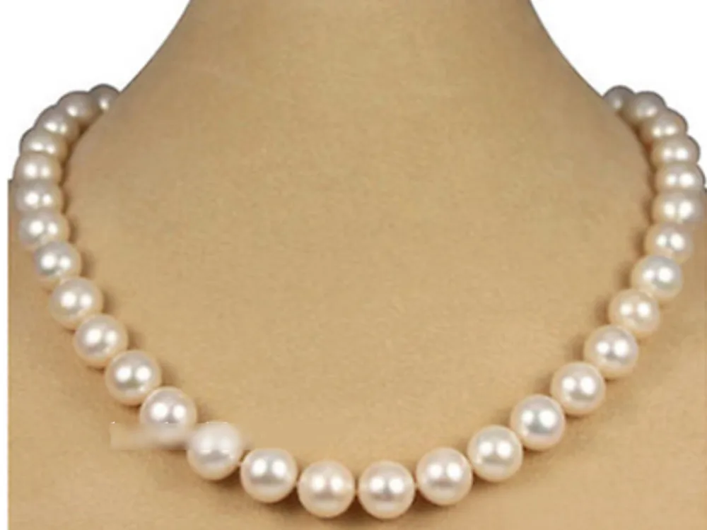 

Beautiful Natural 9-10mm Akoya White Pearl Necklace Handmade 18''AAA
