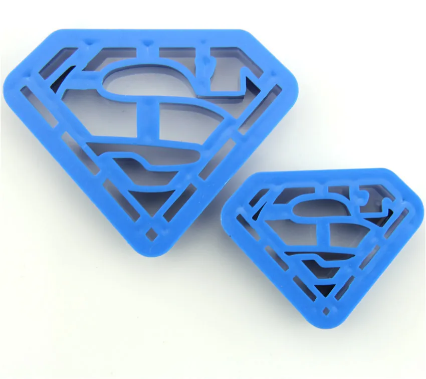 

4 pcs Cookie Cutters Super Hero Batman Superman Sugarcraft Fondant Cake Decoration Shape Kitchen Baking Pastry Bakeware Tools