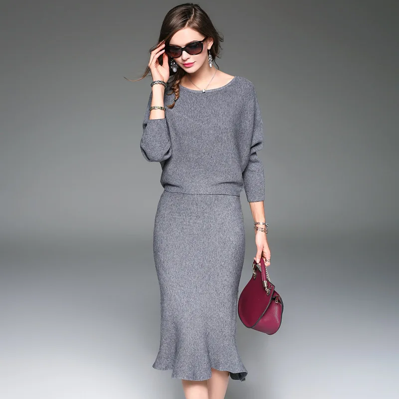 

European 2018 Winter and Autumn Lady's Knitted Fishtail Dress 2 piece kit sweater