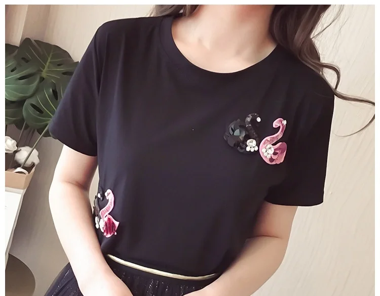 Женский комплект одежды из двух предметов футболка черного и розового цвета