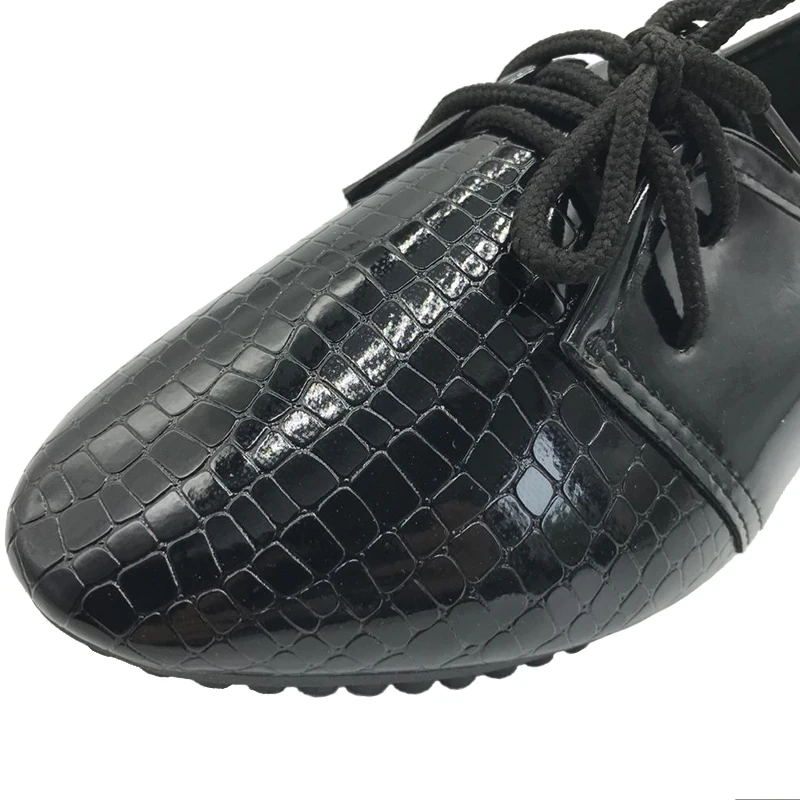 2019 принт змеиная кожа Женская обувь с острым носком Модная удобная на каждый день