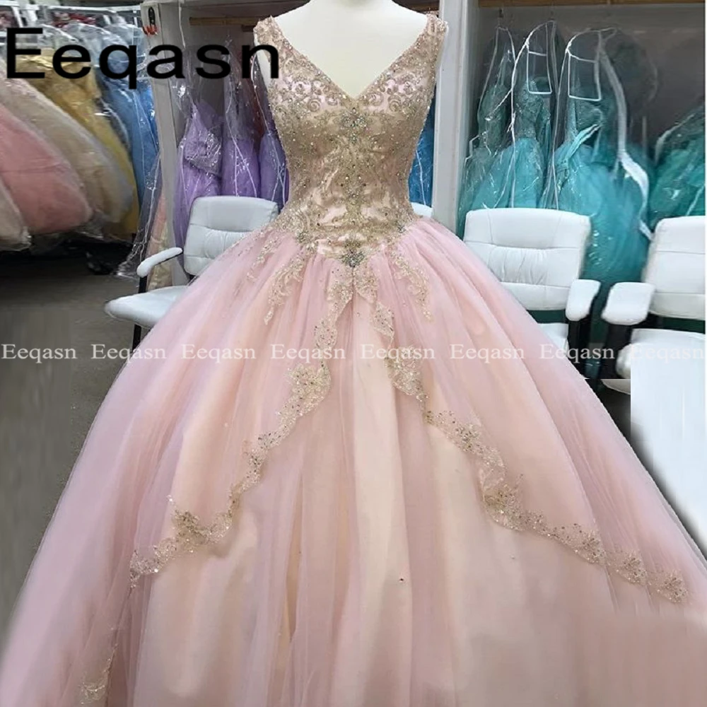 Роскошное Пышное бальное платье Quinceanera вечернее из тюля с v-образным вырезом