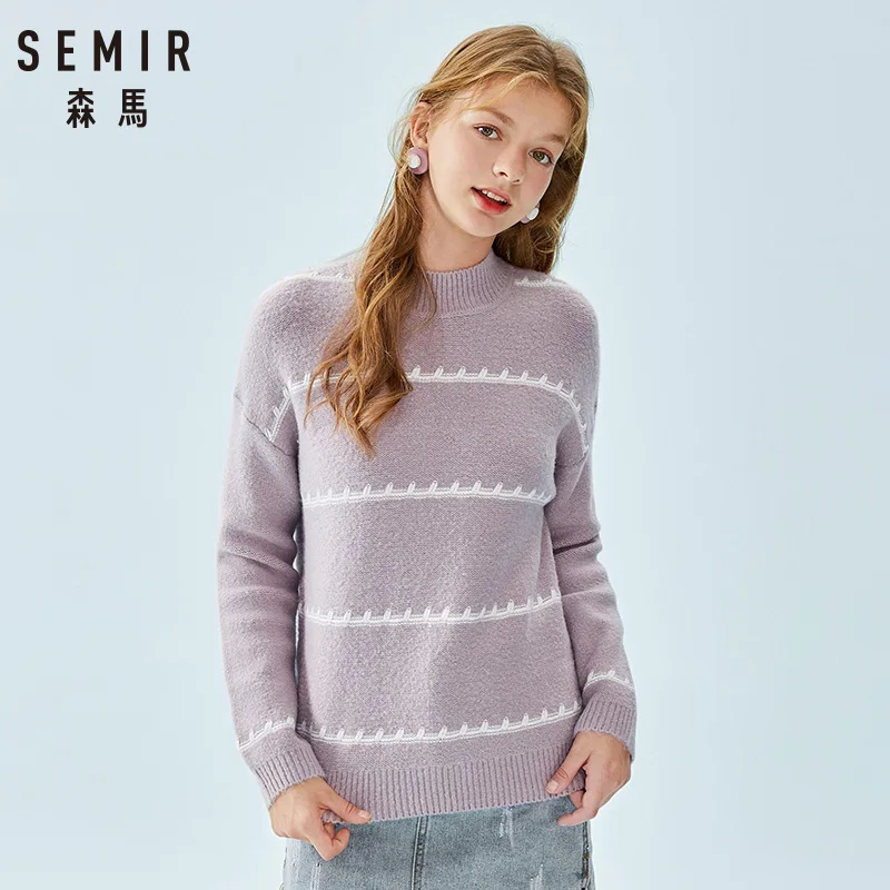 Женский трикотажный свитер SEMIR в контрастную полоску с спущенными плечами