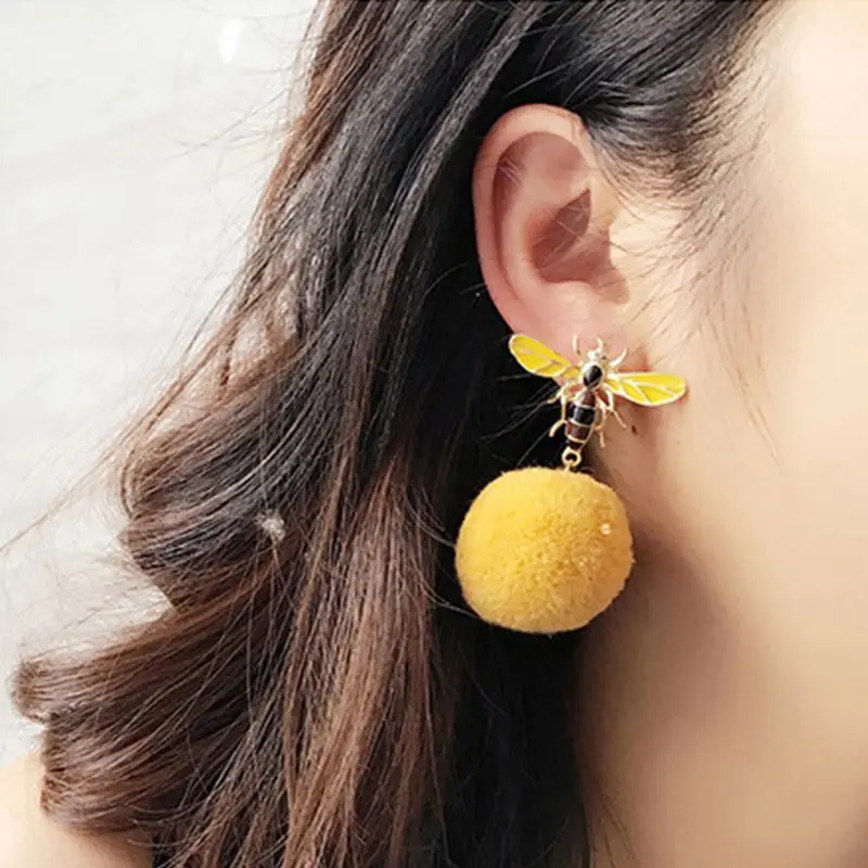 Женские серьги с помпонами в виде пчелы|Серьги-подвески| |