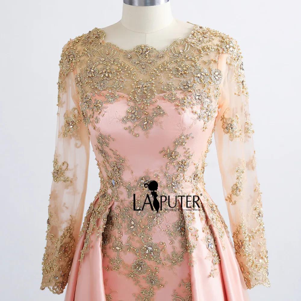 Женское вечернее платье с длинным рукавом и аппликацией из бисера золотистого