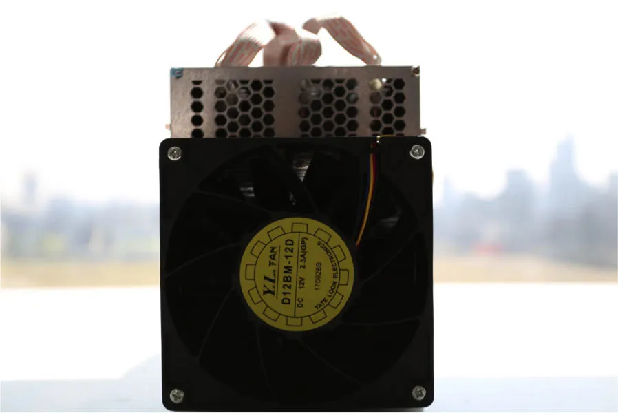 Быстрая доставка Bitmain Dash Miner Antminer D3 Hash Rate 17 GH/s (с блоком питания) 1800 Вт и алгоритм