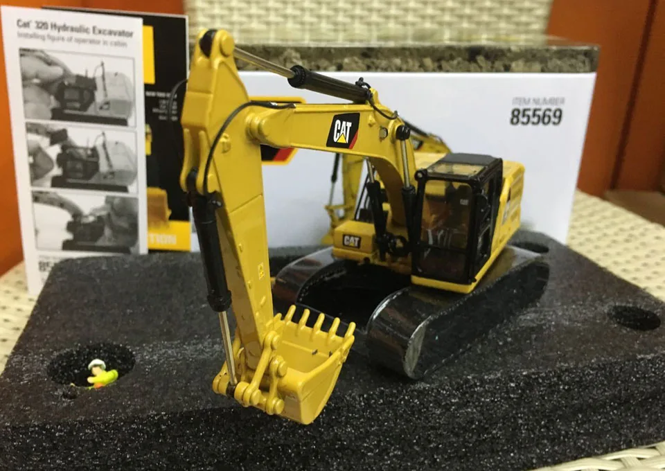 Caterpillar Cat 320 Гидравлический Экскаватор следующего поколения 1/50 масштаб