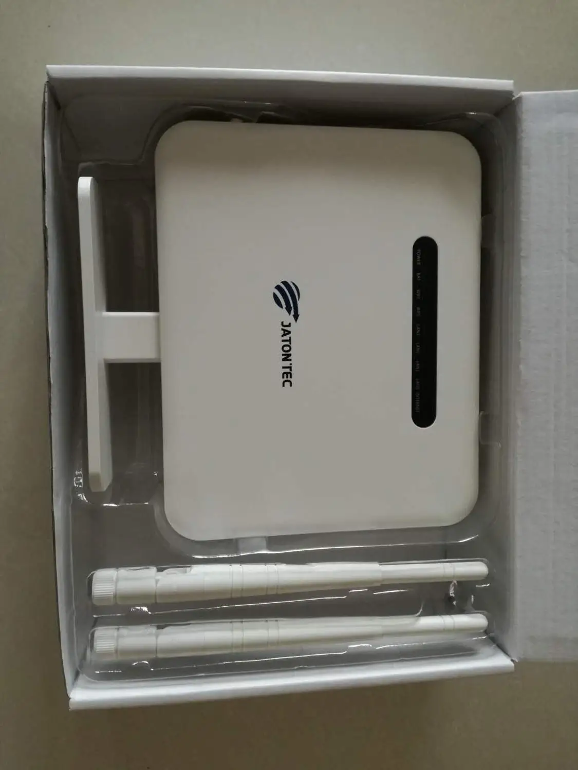 EU Band 2G/3G/4G LTE indoor CPE поддержка B1/3/7/20/28/38/40/41 WCMDA и GSM с внешней SMA антенной встроенный