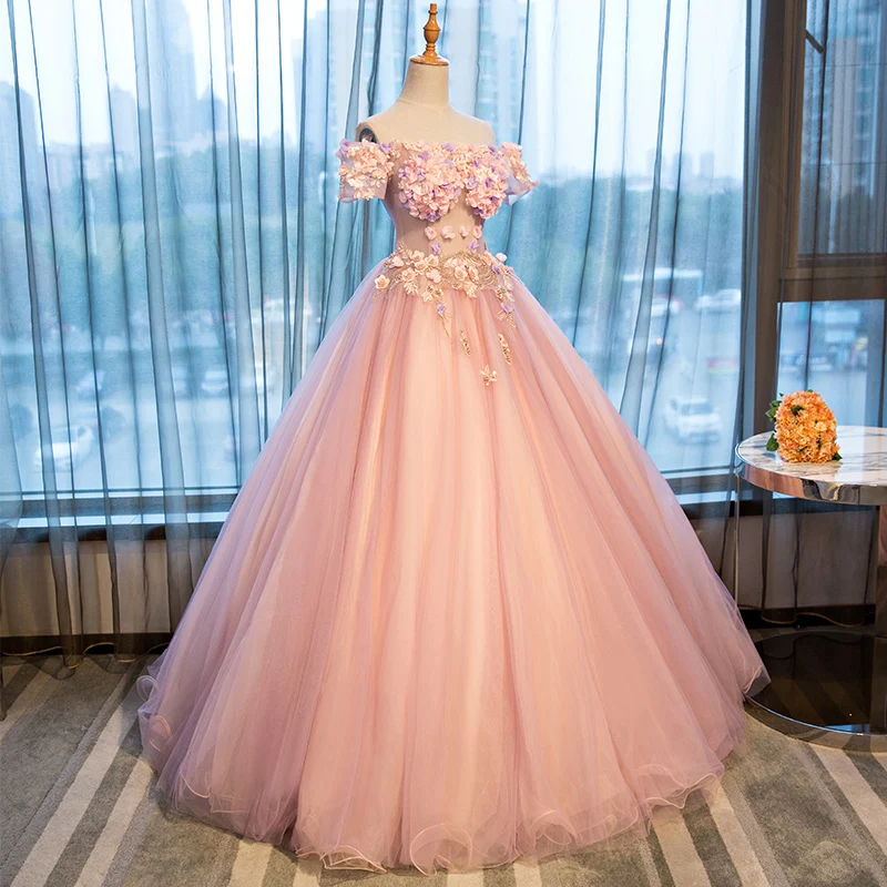 Розовое Бальное Платье с цветочной вышивкой и аппликацией длинное приталенное