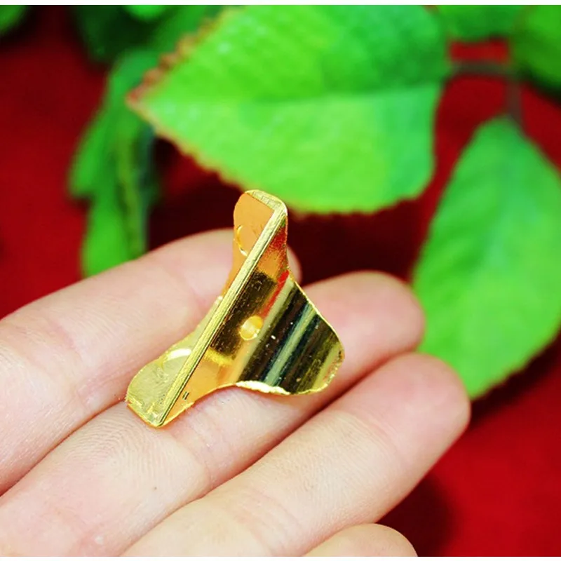 

Wholesale Antique Furniture Foot Alloy Foot Box Four Corners Decorative Feet,Gold Color,29*17mm,100Pcs