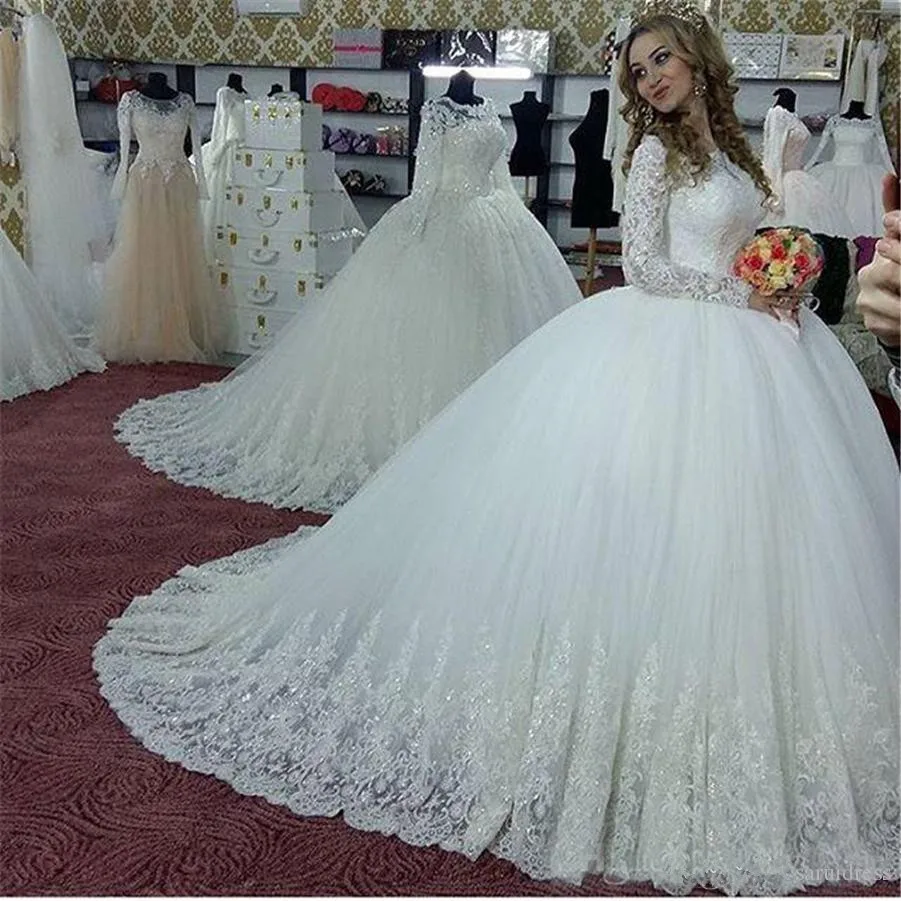 

Vintage Long Sleeves Arabic Wedding Dresses with Appliques Beaded Long Bridal Ball Gown vestido de noiva robe de mariee