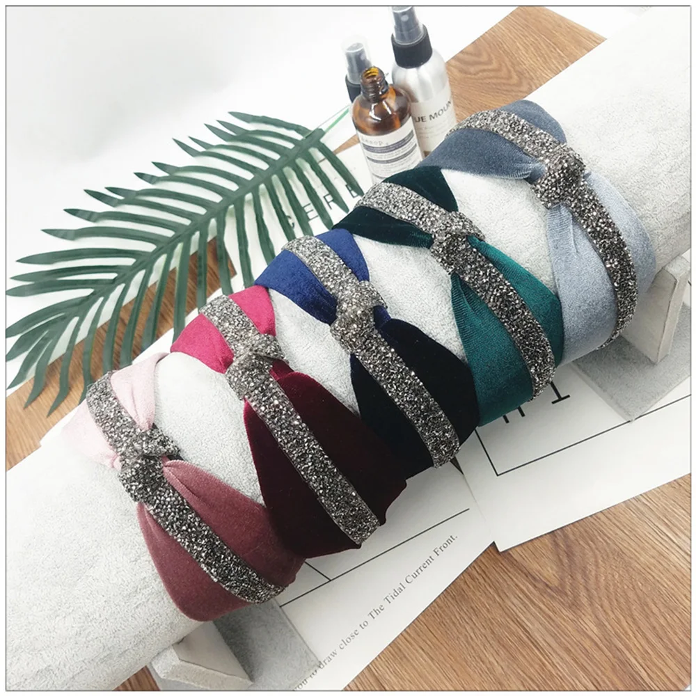 Женская бархатная повязка на голову в Корейском стиле с золотым бантиком