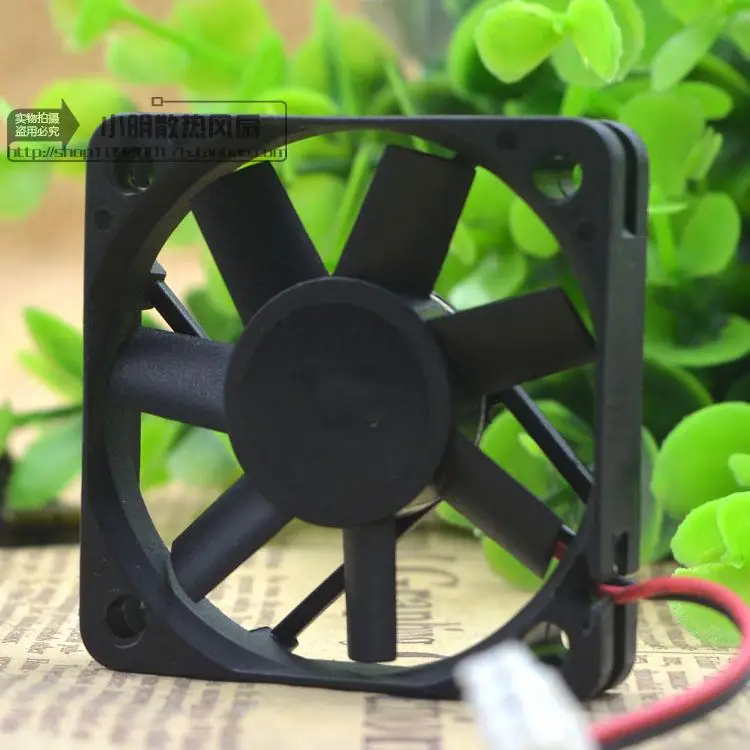 

Free Delivery.KDE0505PFV2 5010 5 v 0.8 W 5 cm thin quiet cooling fans