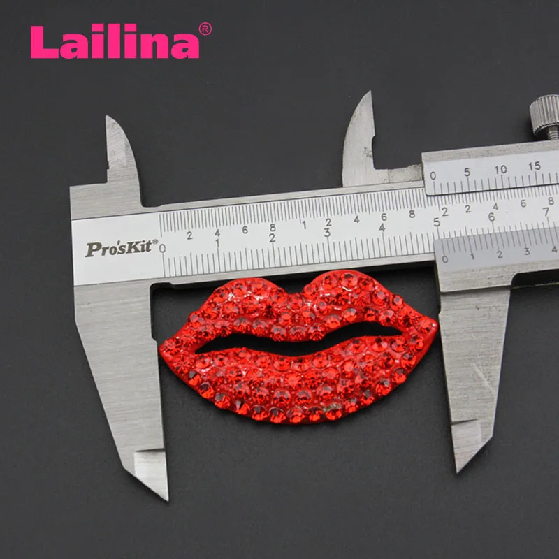 Пикантная Брошь Стразы с красными губами булавка женская одежда модные