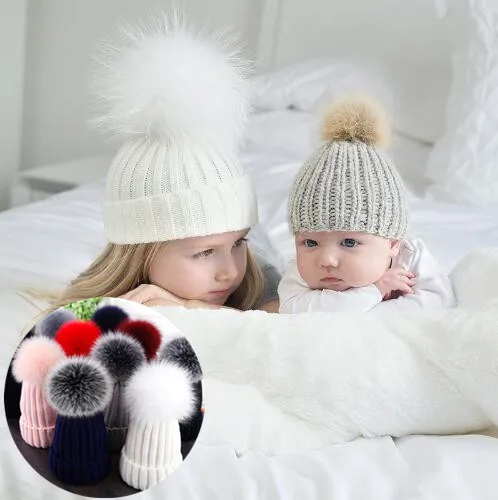 

2023 г., одинаковые комплекты для семьи в Корейском стиле с капюшоном для мамы и ребенка Русская Шапка для детей, вязаные теплые меховые уличные аксессуары для детей