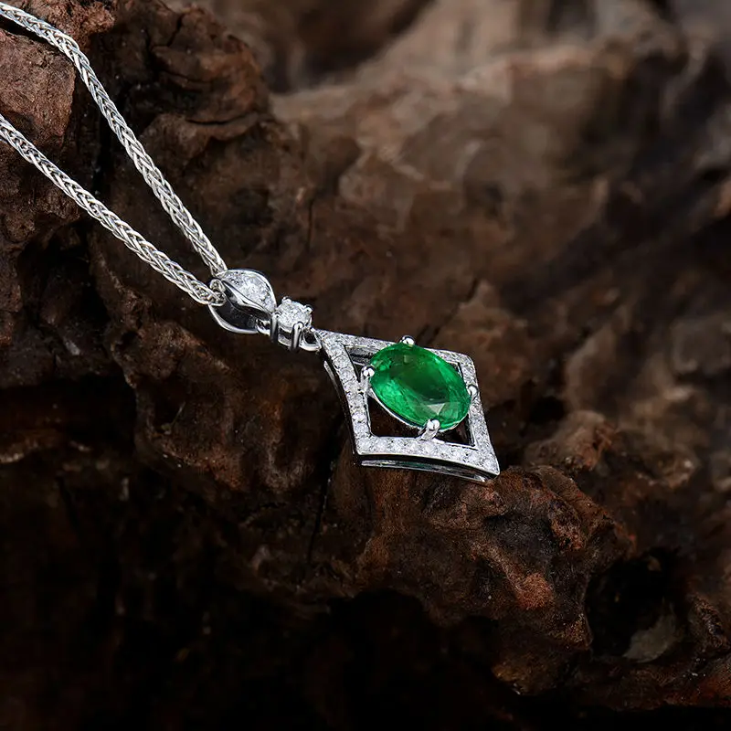 Подвеска женская из натурального драгоценного камня 14 карат белого золота с