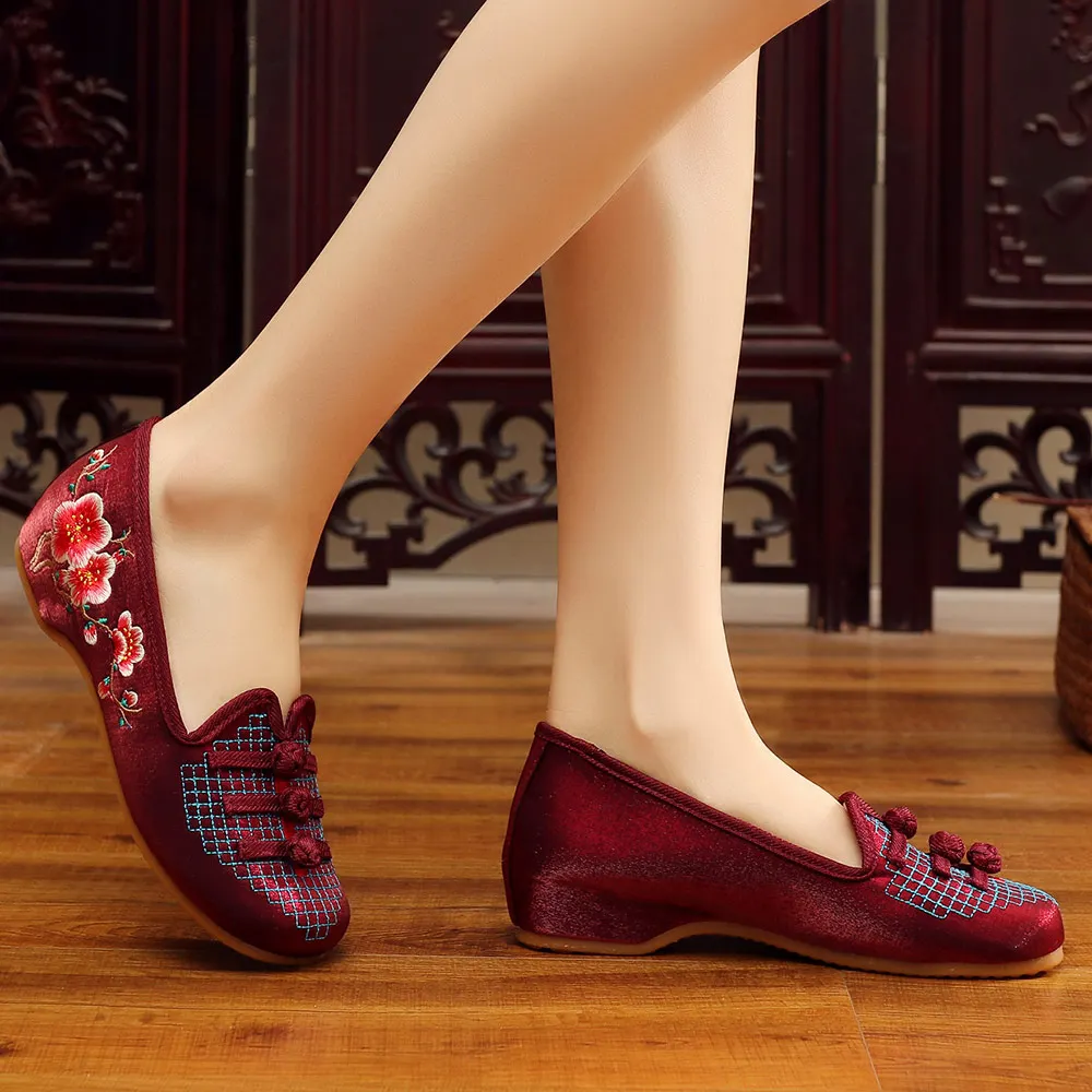 Женские винтажные балетки Veowalk из шелка и хлопка с вышивкой на плоской подошве