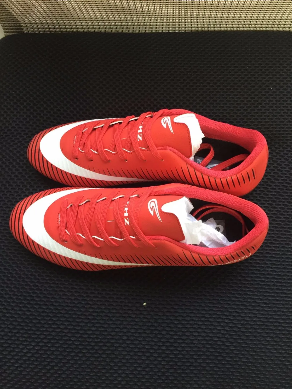 Zhenzu футбольные ботинки футболки мужские запонки бутсы Chuteiras Botas De Futbol voetbalschoenen для женщин и взрослых