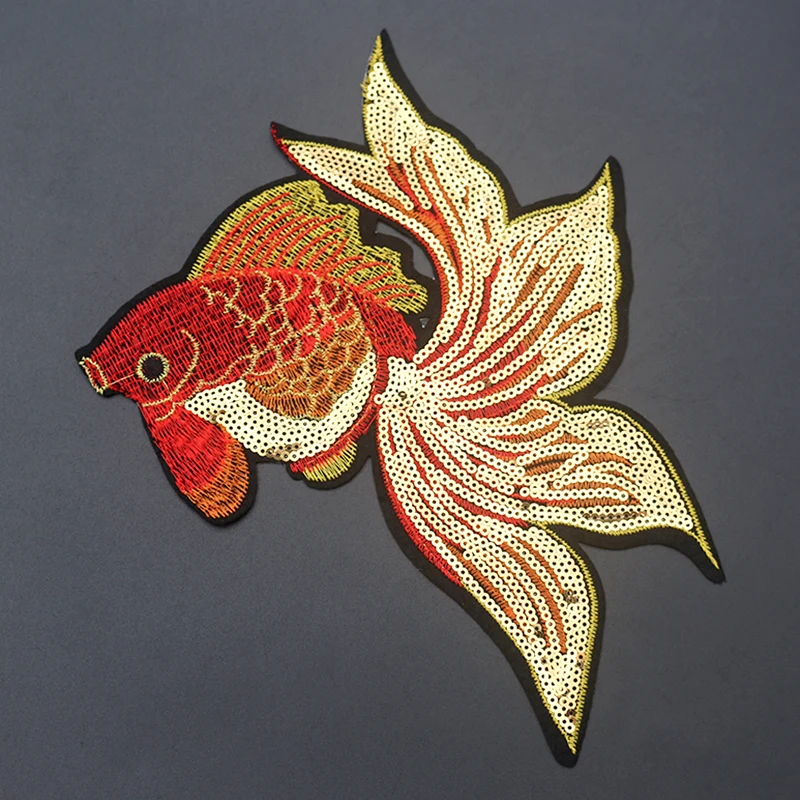 Flower Bird Butterfly Goldfish Embroidered Patches For Clothing DIY Stripes Applique Clothes Stickers Iron On Patches Badges