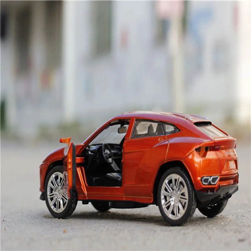 Имитация автомобиля Lamborghini URUS 1:32 из сплава игрушечная машинка внедорожник оптика
