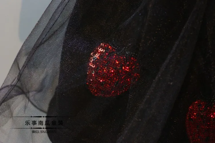 Новинка 2017 года комплект из рубашки с длинными рукавами и юбки милой клубничкой