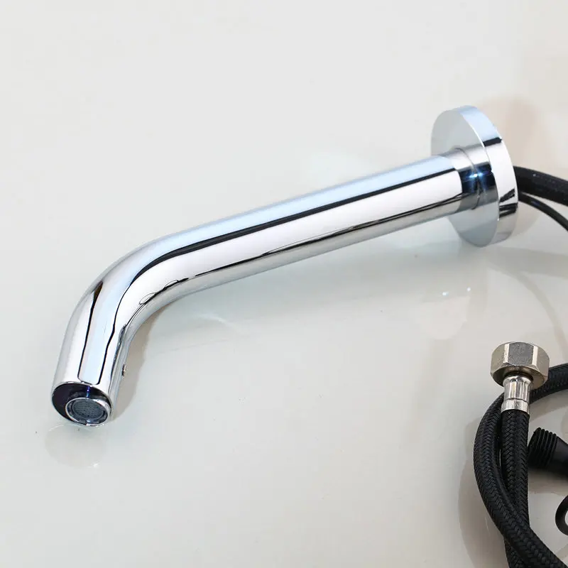 Хромированный черный смеситель KEMAIDI для ванной комнаты Золотая стена