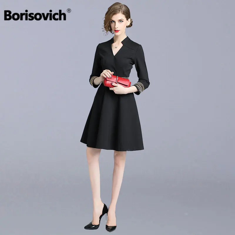 Женское офисное платье трапеция Borisovich черное трапециевидной формы с v образным