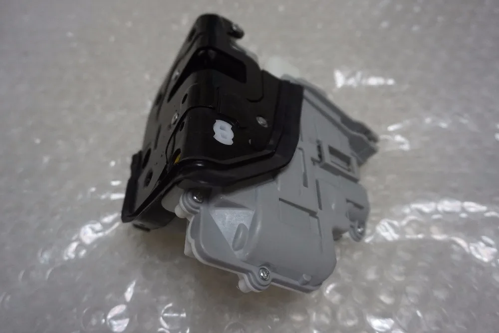 Бесплатная доставка для замка передней правой двери Audi A3/S3 A6/S6 C6 A8/S8 R8 RS3 RS6 8p Seat Exeo 4F1837016.