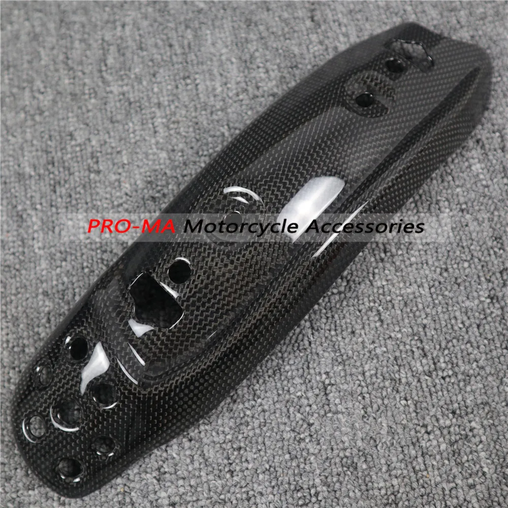 Motorcycle Exhaust Cover in Carbon Fiber For Ducati Scrambler 1100, Special, Sport Plain glossy weave - Цвет: Exhaust Cover