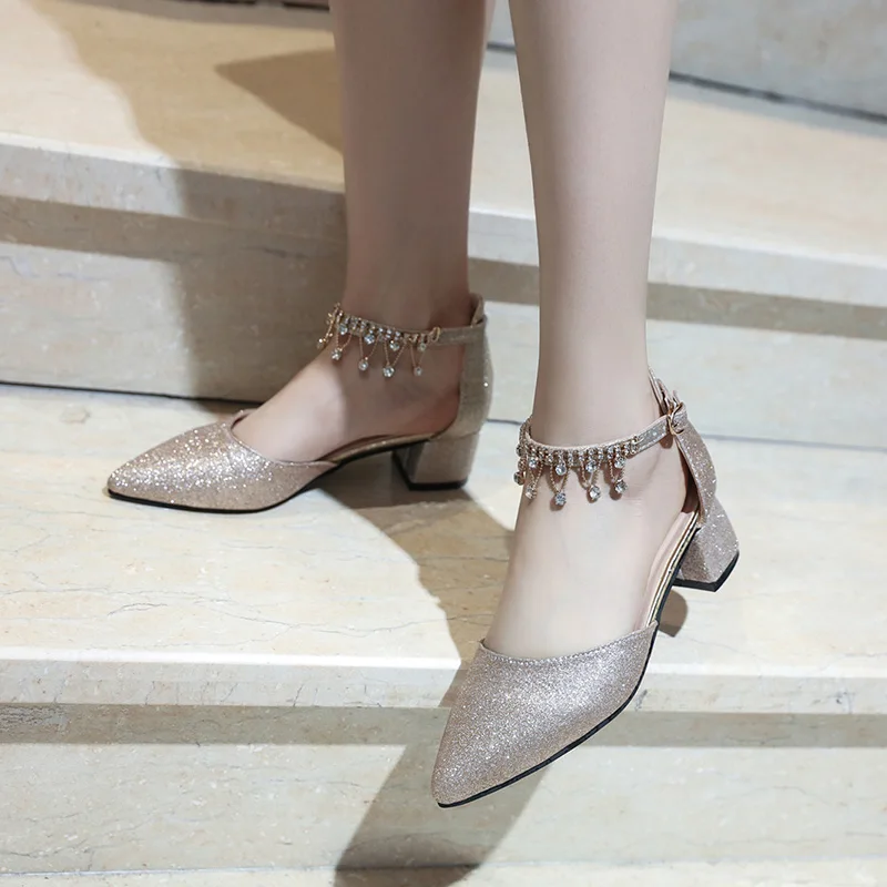 LISCN/Новинка 2018 года сезон весна-лето Модные женские тонкие туфли серебристого