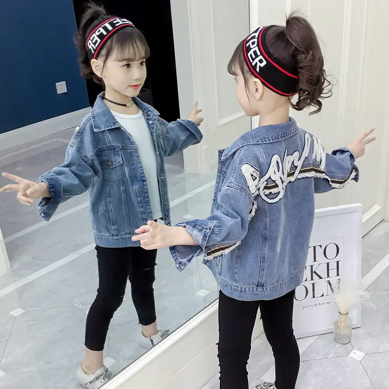 Модная детская джинсовая куртка и верхняя одежда для маленьких девочек