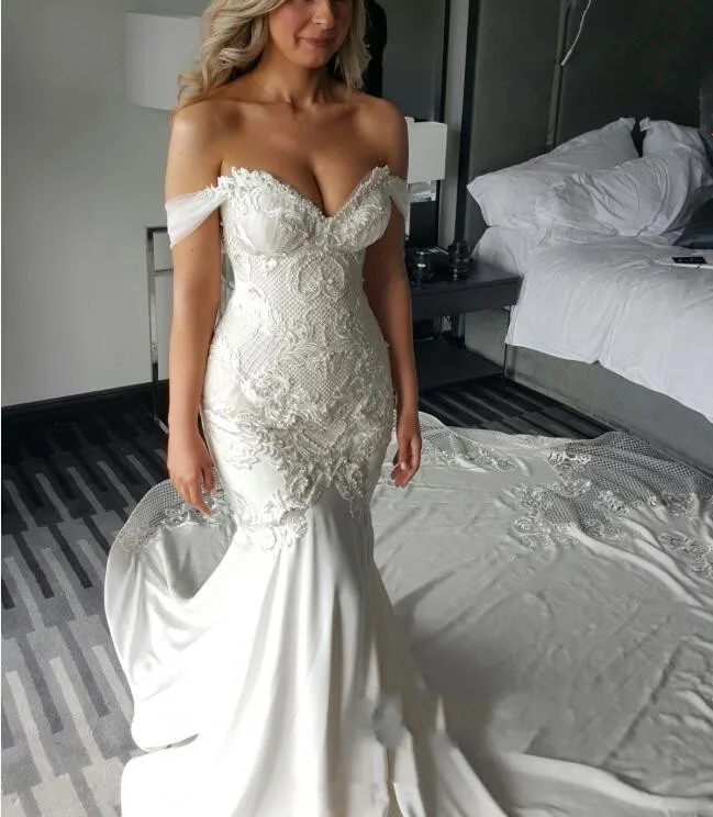 

Newest Mermaid Wedding Dresses 2019 Sexy V-neck Off-the-Short White Wedding Bridal Gown