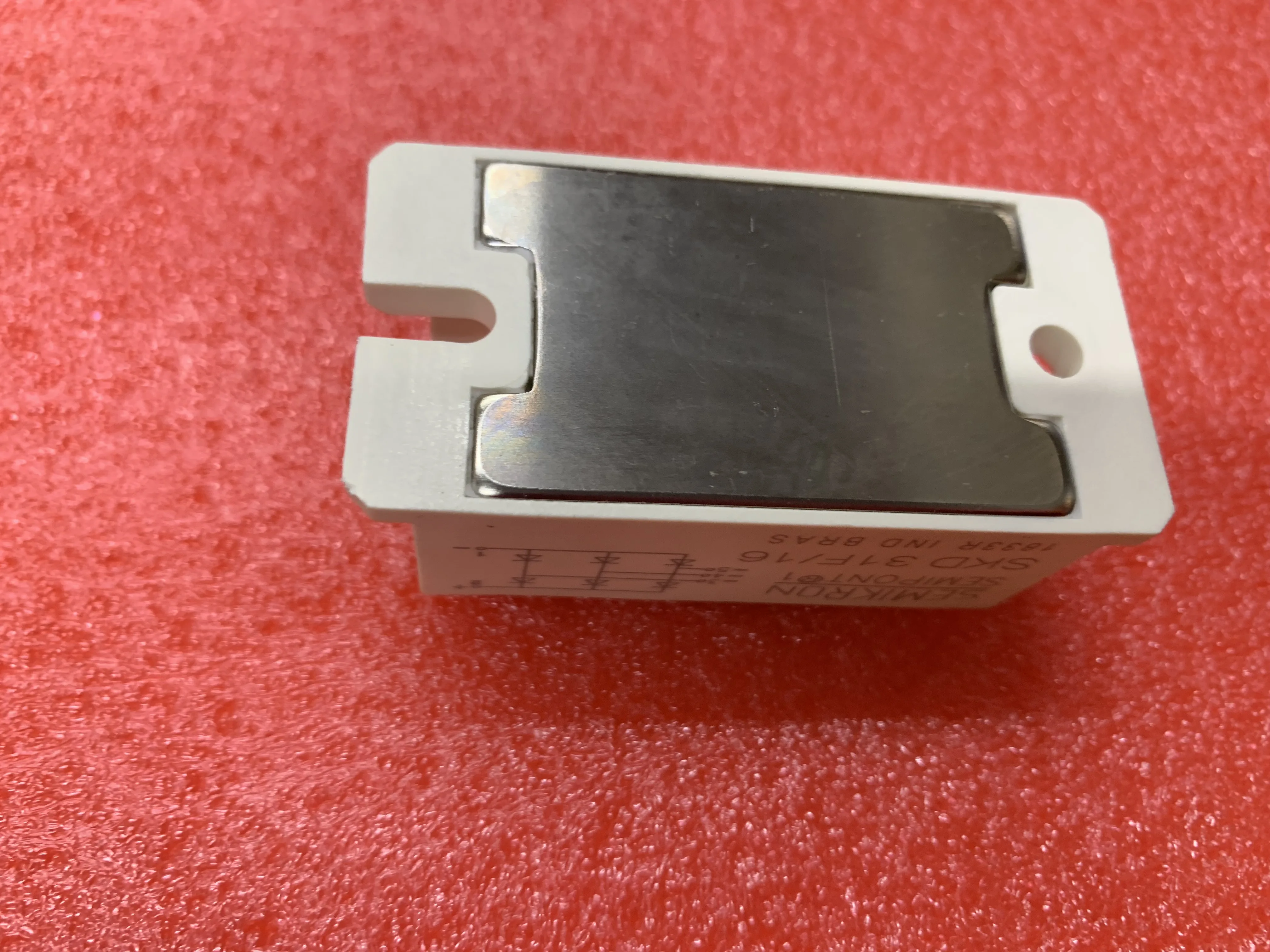 Модуль IGBT SKD31F16 новый и оригинальный телефон бесплатная доставка|Экраны| |