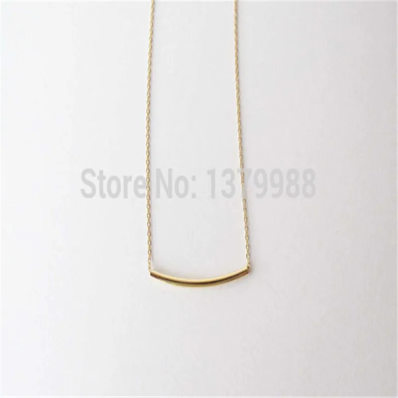 Изогнутое ожерелье в форме полосы простое дизайнерское изогнутое с милым
