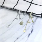 Серьги-гвоздики Асимметричные из серебра 100% пробы, с цирконом
