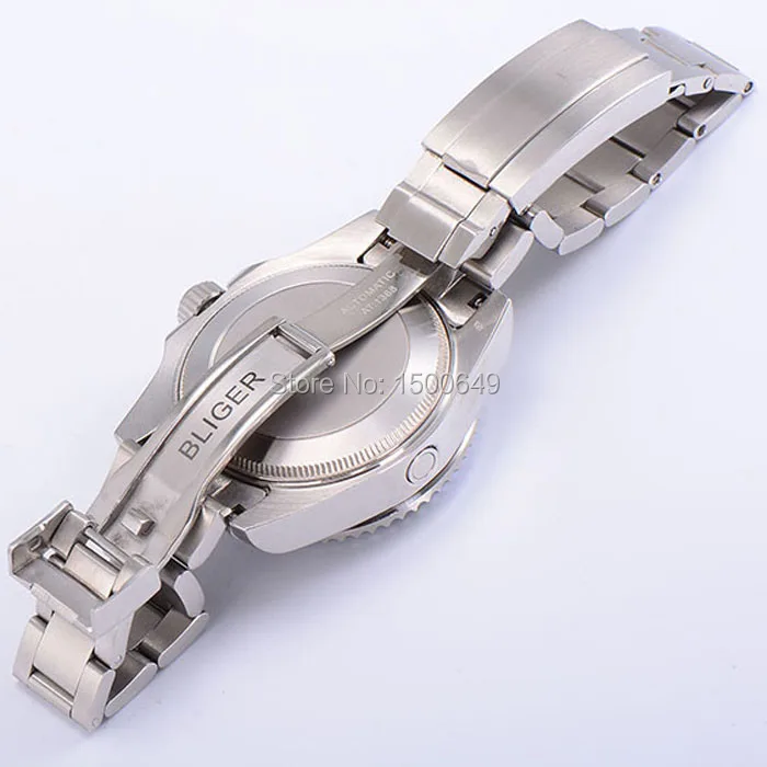 Мужские часы большого размера с синим светящимся циферблатом и керамической