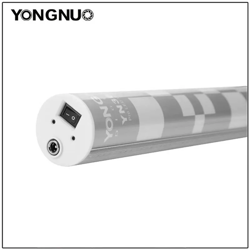Ручной светодиодный светильник Yongnuo YN360 II со встроенным аккумулятором 3200k до 5500k