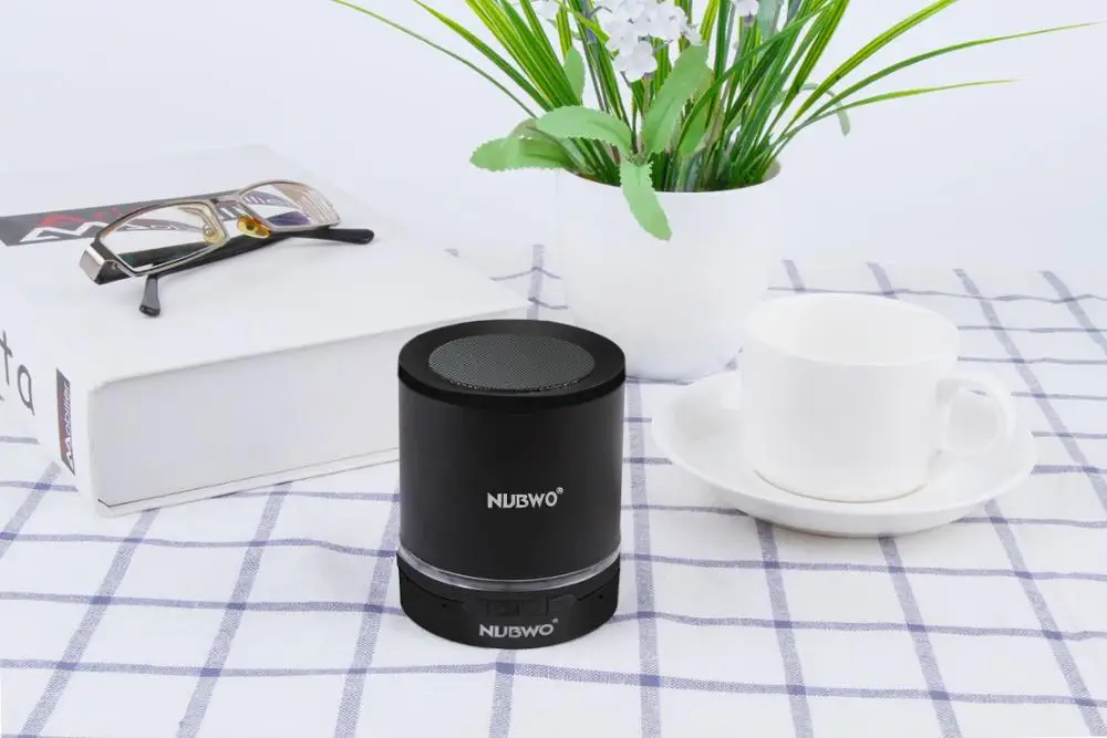 NUBWO Bluetooth динамик, беспроводной портативный динамик, открытый мини беспроводной динамик с многофункциональным стерео, встроенный микрофон