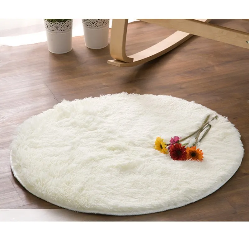 Однотонная корзина из ротанга подушка на стул круглый ковер гостиная спальня