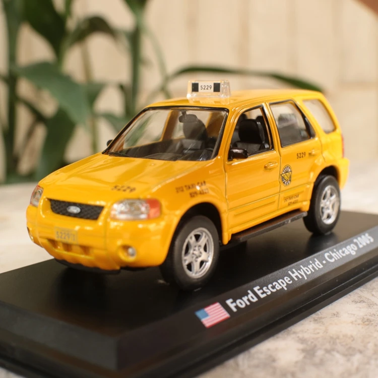 Модель автомобиля Ford 312 taxi escape hybrid chicago 2005 1:43 модель из сплава оригинальная