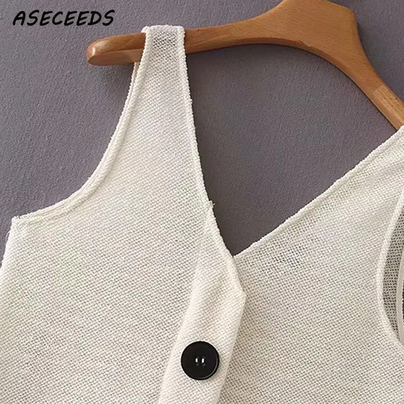 Корейское белое трикотажное платье без рукавов Женское зимнее с v-образным