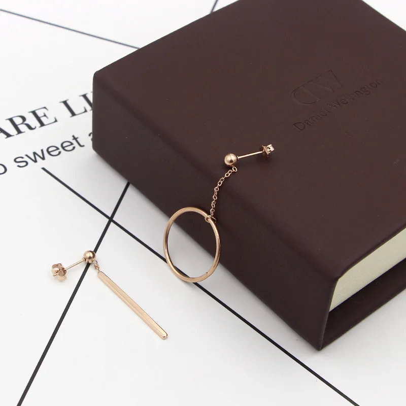 2018 модный бренд леди большой круг квадрат асимметрия Серьги-гвоздики