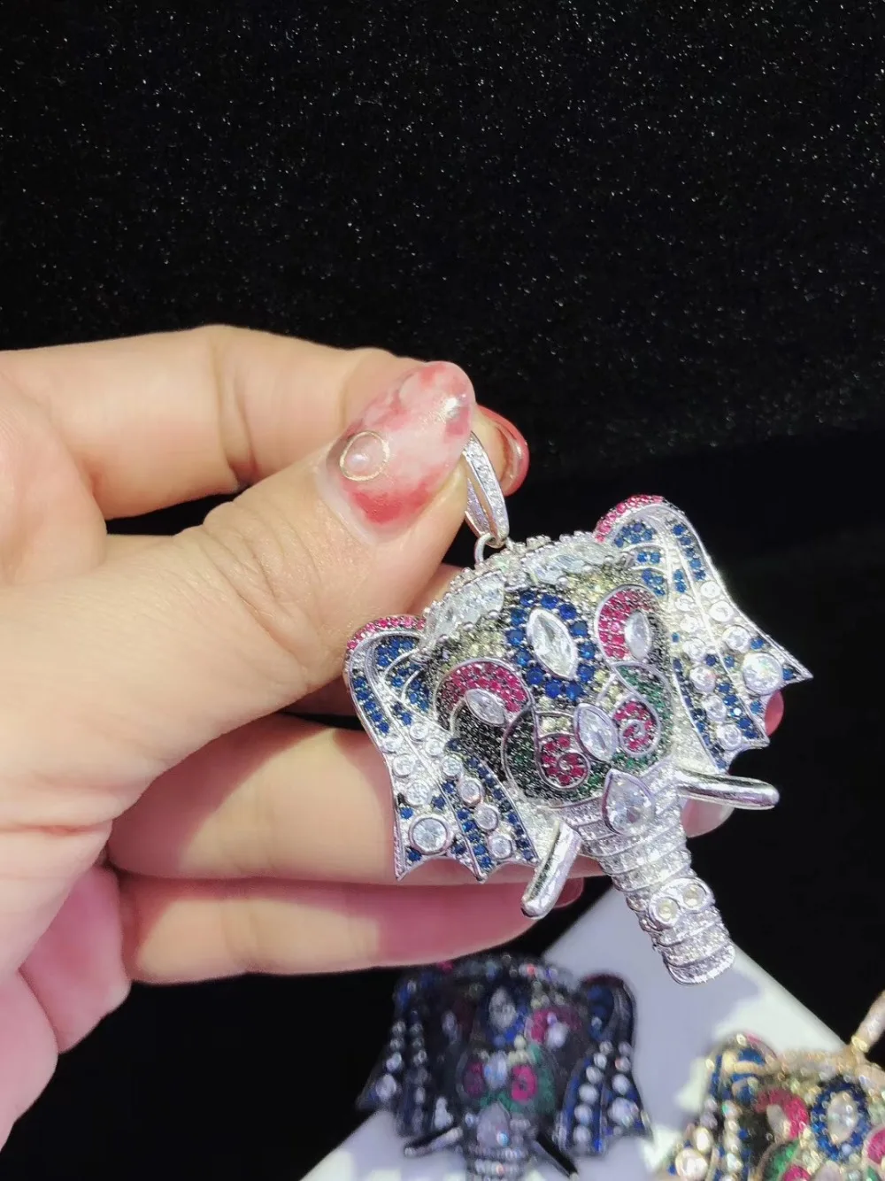 Женский слон позолоченный выложенный кубический цирконий ожерелье подвеска с