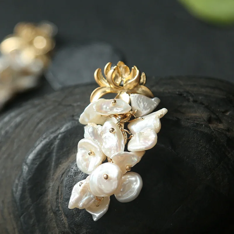 

wing yuk tak Baroque Tassel Cultured Pearl Earrings For Women Gold Color Flower Drop Earrings Party Jewelry Christmas Gift