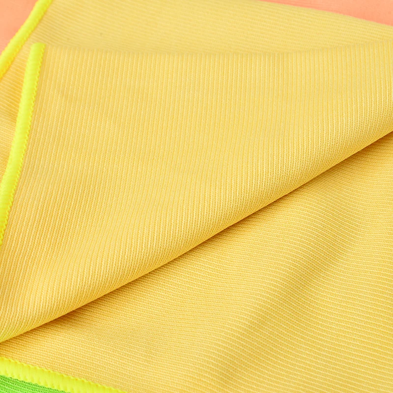 Салфетка для чистки из микрофибры стекло зеркало и хром специальный Очищающая