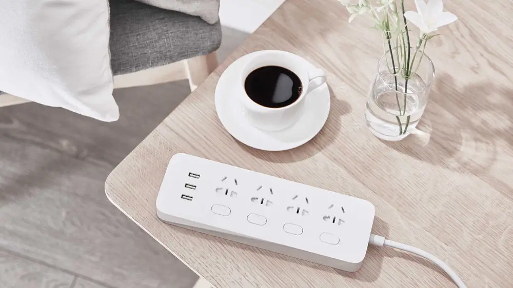 Фото Оригинальный блок питания Xiaomi Mijia 4 розетки отдельных переключателя управления 5 Оригинальный блок питания Xiaomi Mijia 4 розетки отдельных переключателя управления 5