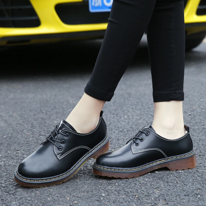 Женская обувь в стиле дерби с круглым носком туфли из хлопкового плюша на широком