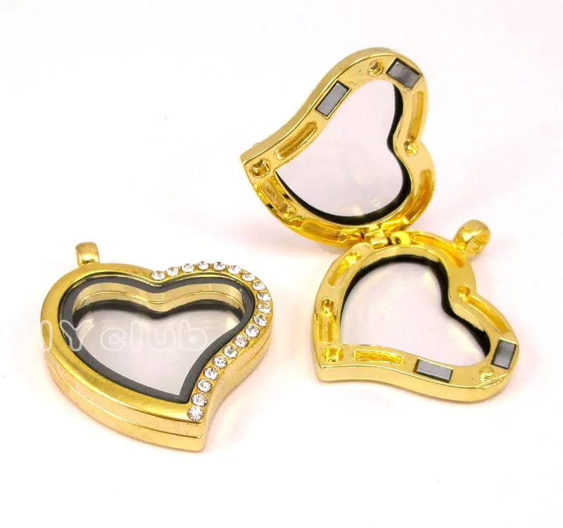 2pcs Gold сердце Форма плавающей медальон с Стразы Стекло кулон медальоны на память