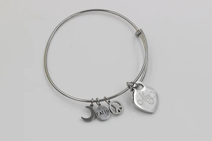 Hot sale stainless steel charm bracelet bangle heart style adjustable size for party and engagement | Украшения и аксессуары